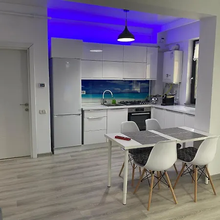 Beach House Appartamento Năvodari
